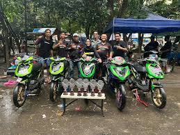 Kita-Kita Racing di paddock